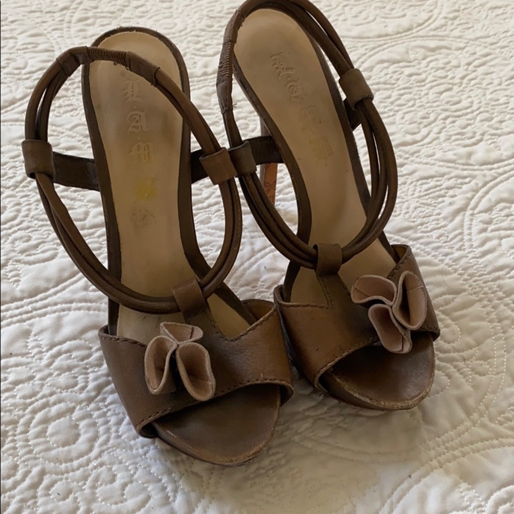 L.A.M.B heels nude